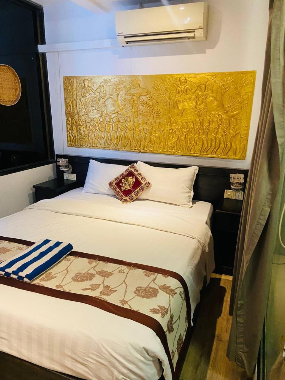 Blue Crystal Boutique Hotel Πνομ Πενχ Εξωτερικό φωτογραφία