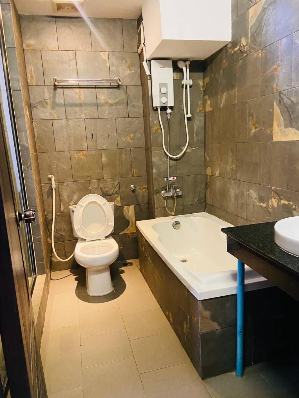 Blue Crystal Boutique Hotel Πνομ Πενχ Εξωτερικό φωτογραφία